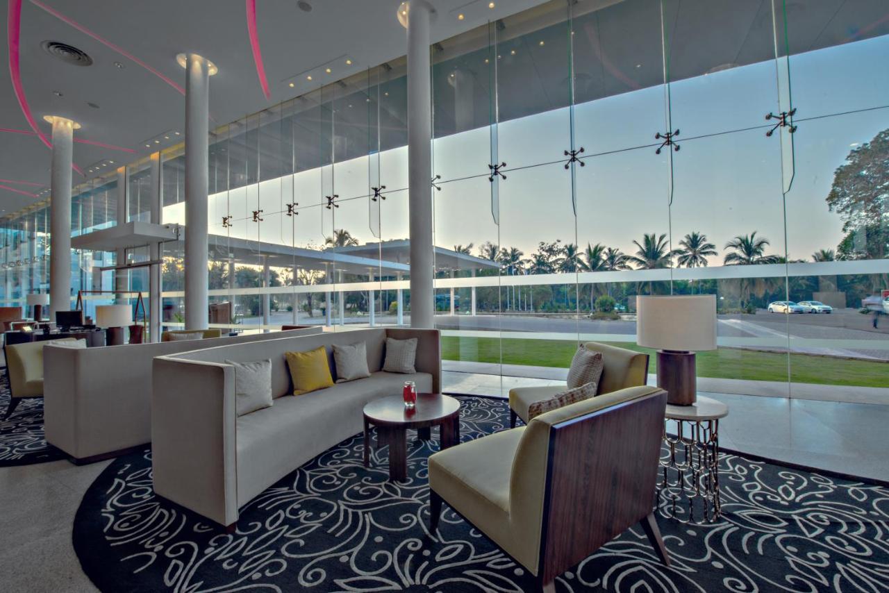 塞杜瓦 维万塔科伦坡机场花园酒店 外观 照片